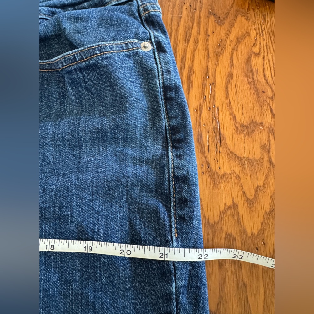 Levi's Women's Dark Wash Bootcut Jeans, plus size 20W - Picture 6 of 10